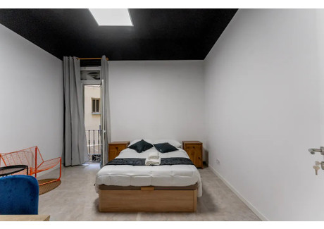 Mieszkanie do wynajęcia - Calle de Sagasta Madrid, Hiszpania, 320 m², 980 USD (3862 PLN), NET-96875612