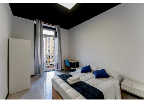Mieszkanie do wynajęcia - Calle de Sagasta Madrid, Hiszpania, 320 m², 857 USD (3498 PLN), NET-96875658