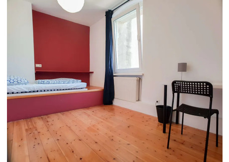 Mieszkanie do wynajęcia - Treskowallee Berlin, Niemcy, 148 m², 736 USD (2965 PLN), NET-96873719