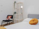 Mieszkanie do wynajęcia - Via La Loggia Turin, Włochy, 110 m², 571 USD (2279 PLN), NET-96897237