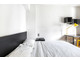 Mieszkanie do wynajęcia - Via Privata Deruta Milan, Włochy, 176 m², 877 USD (3455 PLN), NET-96897426