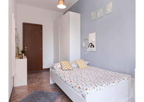 Mieszkanie do wynajęcia - Viale Giovanni Vicini Bologna, Włochy, 160 m², 871 USD (3430 PLN), NET-96929999