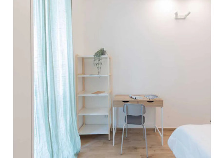 Mieszkanie do wynajęcia - Via La Loggia Turin, Włochy, 110 m², 613 USD (2464 PLN), NET-96930153