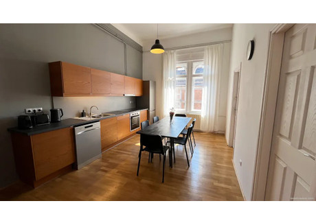 Mieszkanie do wynajęcia - Rottenbiller utca Budapest, Węgry, 127 m², 578 USD (2397 PLN), NET-96930289