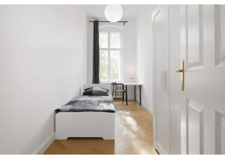 Mieszkanie do wynajęcia - Hohenzollerndamm Berlin, Niemcy, 173 m², 771 USD (3037 PLN), NET-96988015