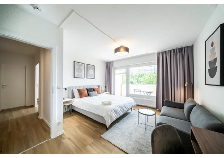 Mieszkanie do wynajęcia - Glockenturmstraße Berlin, Niemcy, 60 m², 1951 USD (7688 PLN), NET-97023103