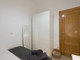 Mieszkanie do wynajęcia - Calle de Mesonero Romanos Madrid, Hiszpania, 180 m², 618 USD (2433 PLN), NET-97059726