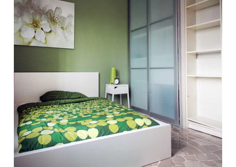 Mieszkanie do wynajęcia - Viale Lunigiana Milan, Włochy, 170 m², 889 USD (3503 PLN), NET-97060085