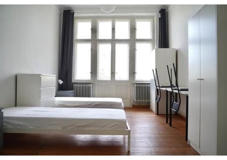 Mieszkanie do wynajęcia - Breite Straße Berlin, Niemcy, 45 m², 488 USD (1922 PLN), NET-97095090