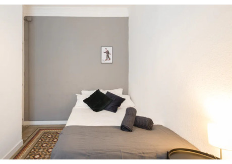 Mieszkanie do wynajęcia - Calle de Cedaceros Madrid, Hiszpania, 220 m², 664 USD (2618 PLN), NET-97111294