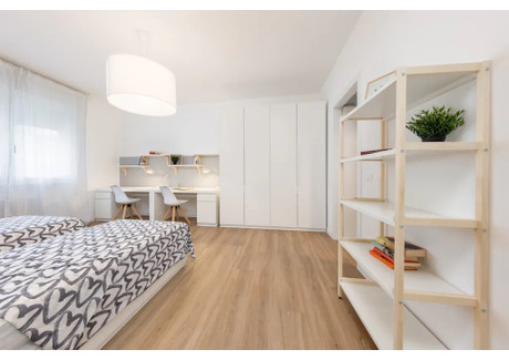 Mieszkanie do wynajęcia - Via Carso Padova, Włochy, 155 m², 406 USD (1601 PLN), NET-97112222