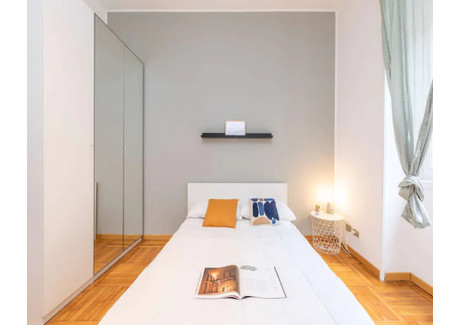 Mieszkanie do wynajęcia - Via Novegno Milan, Włochy, 120 m², 931 USD (3670 PLN), NET-97196979