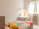 Mieszkanie do wynajęcia - Viale Giovanni Suzzani Milan, Włochy, 100 m², 716 USD (2899 PLN), NET-97234076