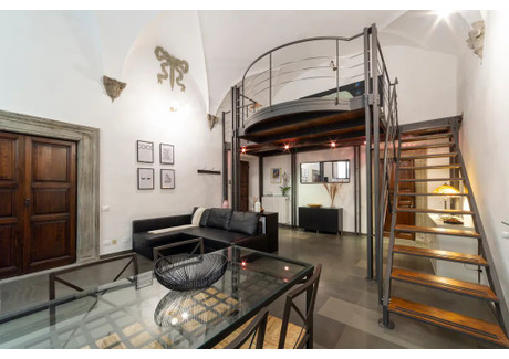 Mieszkanie do wynajęcia - Via dei Pepi Florence, Włochy, 65 m², 2675 USD (10 539 PLN), NET-97233546