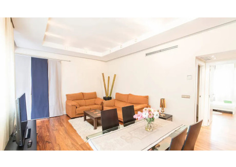 Mieszkanie do wynajęcia - Calle de Enrique Larreta Madrid, Hiszpania, 30 m², 2551 USD (9797 PLN), NET-97256341