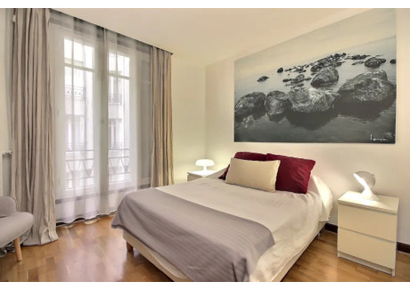 Mieszkanie do wynajęcia - Avenue Pierre 1er de Serbie Paris, Francja, 23 m², 1481 USD (5837 PLN), NET-97318515