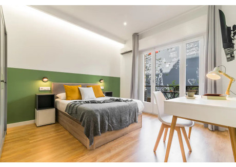 Mieszkanie do wynajęcia - Travessera de Gràcia Barcelona, Hiszpania, 190 m², 976 USD (3844 PLN), NET-97349583