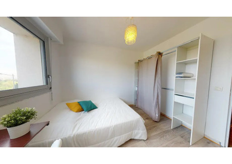 Mieszkanie do wynajęcia - Avenue Marcel Cachin Venissieux, Francja, 95 m², 521 USD (2053 PLN), NET-97404050
