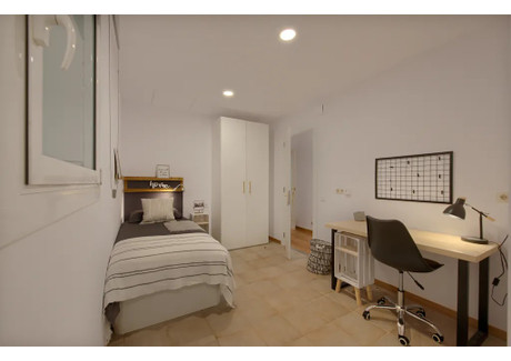 Mieszkanie do wynajęcia - Carrer de Balmes Barcelona, Hiszpania, 131 m², 1009 USD (3975 PLN), NET-97405310