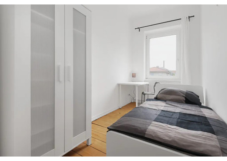 Mieszkanie do wynajęcia - Plönzeile Berlin, Niemcy, 70 m², 611 USD (2407 PLN), NET-97403070