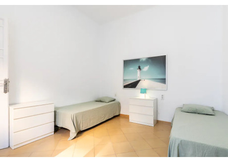 Mieszkanie do wynajęcia - Carrer Martínez Cubells Valencia, Hiszpania, 150 m², 535 USD (2107 PLN), NET-97590504