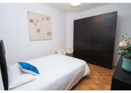 Mieszkanie do wynajęcia - Calle de Miguel Moya Madrid, Hiszpania, 190 m², 703 USD (2834 PLN), NET-97661254