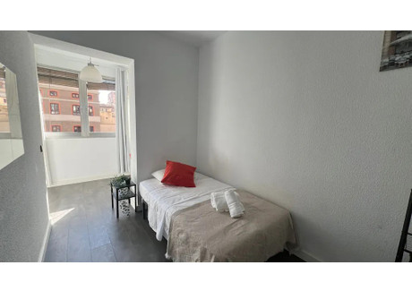 Mieszkanie do wynajęcia - Gran Via de les Corts Catalanes Barcelona, Hiszpania, 120 m², 654 USD (2623 PLN), NET-97805121