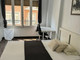 Mieszkanie do wynajęcia - Carrer de Sant Valero Valencia, Hiszpania, 250 m², 517 USD (2083 PLN), NET-97830535