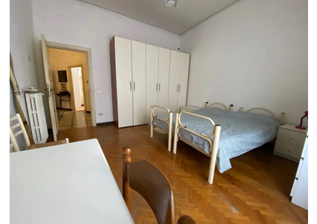 Mieszkanie do wynajęcia - Via Fratelli Ruspoli Rome, Włochy, 200 m², 643 USD (2576 PLN), NET-97841615