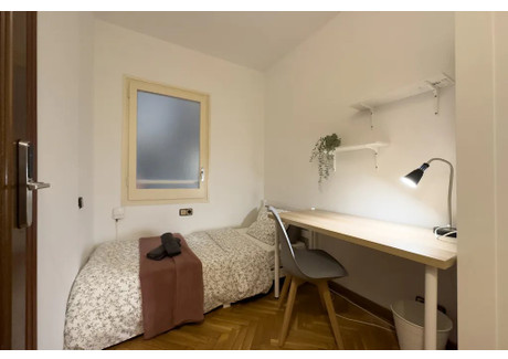 Mieszkanie do wynajęcia - Carrer de Provença Barcelona, Hiszpania, 90 m², 716 USD (2970 PLN), NET-97860991