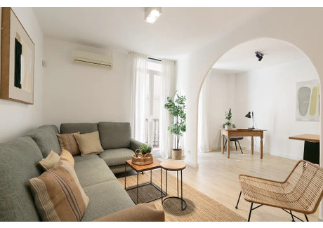 Mieszkanie do wynajęcia - Carrer de la Portaferrissa Barcelona, Hiszpania, 69 m², 1942 USD (7905 PLN), NET-97916123