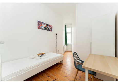 Mieszkanie do wynajęcia - Nordkapstraße Berlin, Niemcy, 111 m², 691 USD (2870 PLN), NET-97944149