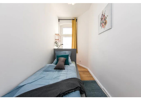 Mieszkanie do wynajęcia - Dominicusstraße Berlin, Niemcy, 50 m², 708 USD (2867 PLN), NET-98028053