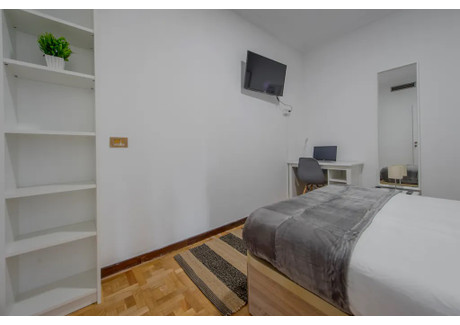 Mieszkanie do wynajęcia - Calle de Francisco Gervás Madrid, Hiszpania, 220 m², 493 USD (1988 PLN), NET-98059183