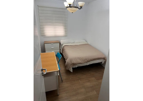 Mieszkanie do wynajęcia - Calle Bachiller Sansón Carrasco Málaga, Hiszpania, 130 m², 501 USD (1939 PLN), NET-98098227