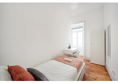 Mieszkanie do wynajęcia - Rua Chaby Pinheiro Lisbon, Portugalia, 200 m², 773 USD (3210 PLN), NET-98098293