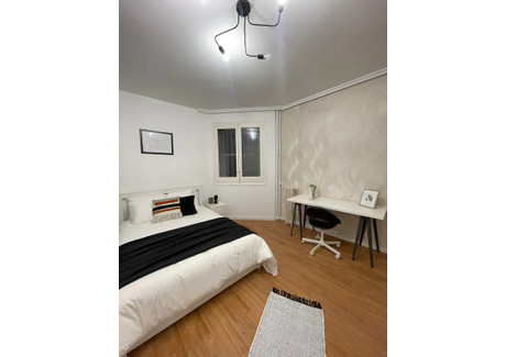 Mieszkanie do wynajęcia - Calle de Rafael Calvo Madrid, Hiszpania, 130 m², 989 USD (3797 PLN), NET-98297986