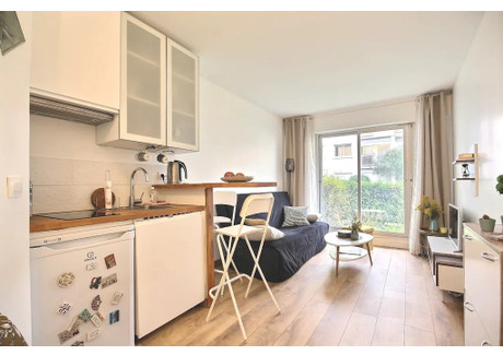 Mieszkanie do wynajęcia - Rue de la Pompe Paris, Francja, 20 m², 1353 USD (5424 PLN), NET-98452870