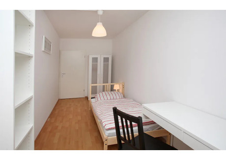 Mieszkanie do wynajęcia - Stromstraße Berlin, Niemcy, 57 m², 712 USD (2869 PLN), NET-98482658
