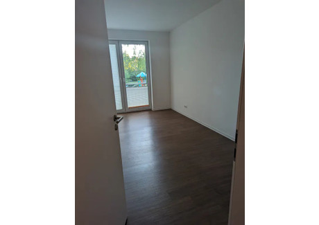 Mieszkanie do wynajęcia - Pestalozzistraße Berlin, Niemcy, 60 m², 754 USD (2918 PLN), NET-98482670