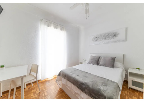 Mieszkanie do wynajęcia - Paseo de la Chopera Madrid, Hiszpania, 80 m², 782 USD (3152 PLN), NET-98594321