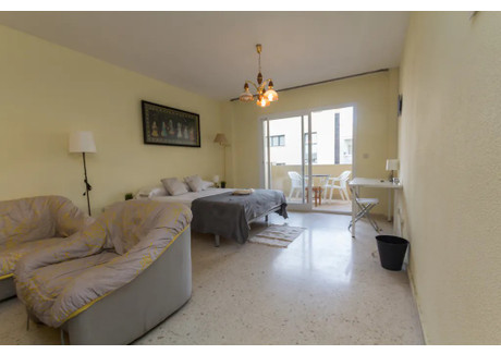 Mieszkanie do wynajęcia - Alameda de Capuchinos Málaga, Hiszpania, 120 m², 628 USD (2568 PLN), NET-98611698