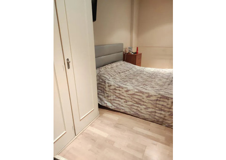 Mieszkanie do wynajęcia - Carrer d'Ausiàs March Barcelona, Hiszpania, 85 m², 717 USD (2755 PLN), NET-98611764