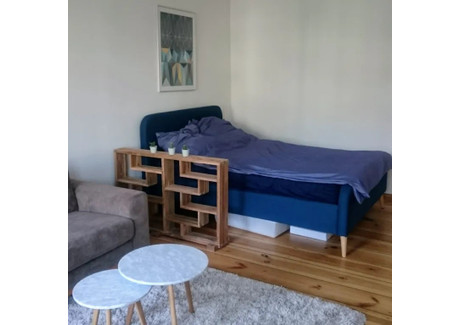 Mieszkanie do wynajęcia - Wühlischstraße Berlin, Niemcy, 36 m², 1340 USD (5402 PLN), NET-98757754