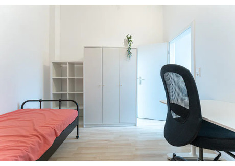 Mieszkanie do wynajęcia - Kolonnenstraße Berlin, Niemcy, 94 m², 648 USD (2610 PLN), NET-98790912