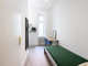 Mieszkanie do wynajęcia - Leibnizstraße Berlin, Niemcy, 80 m², 725 USD (2921 PLN), NET-98791577