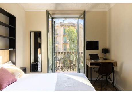 Mieszkanie do wynajęcia - Carrer de la Concòrdia Barcelona, Hiszpania, 145 m², 901 USD (3685 PLN), NET-98791780