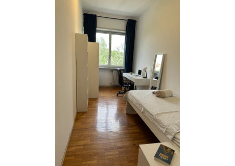 Mieszkanie do wynajęcia - Via Luigi Bellotti Bon Turin, Włochy, 90 m², 489 USD (2028 PLN), NET-99219392