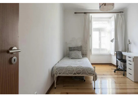 Mieszkanie do wynajęcia - Rua Filipe da Mata Lisbon, Portugalia, 100 m², 673 USD (2792 PLN), NET-99219528