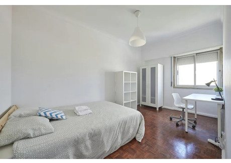 Mieszkanie do wynajęcia - Rua Conde de Almoster Lisbon, Portugalia, 100 m², 507 USD (2105 PLN), NET-99251458